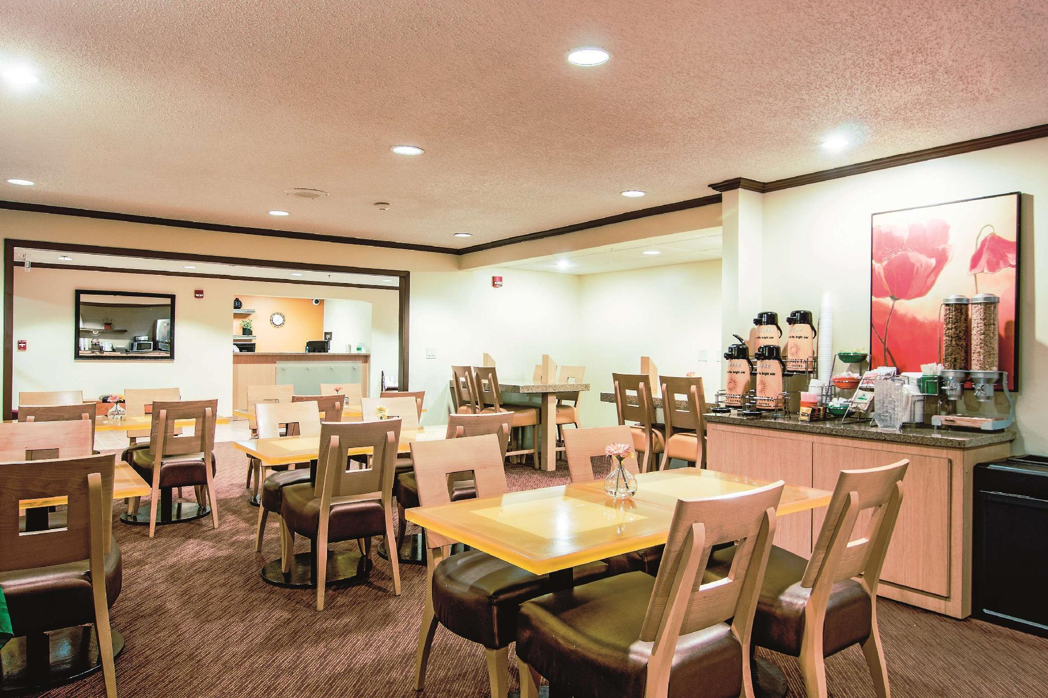 Hotel La Quinta By Wyndham Chicago Tinley Park Exterior foto