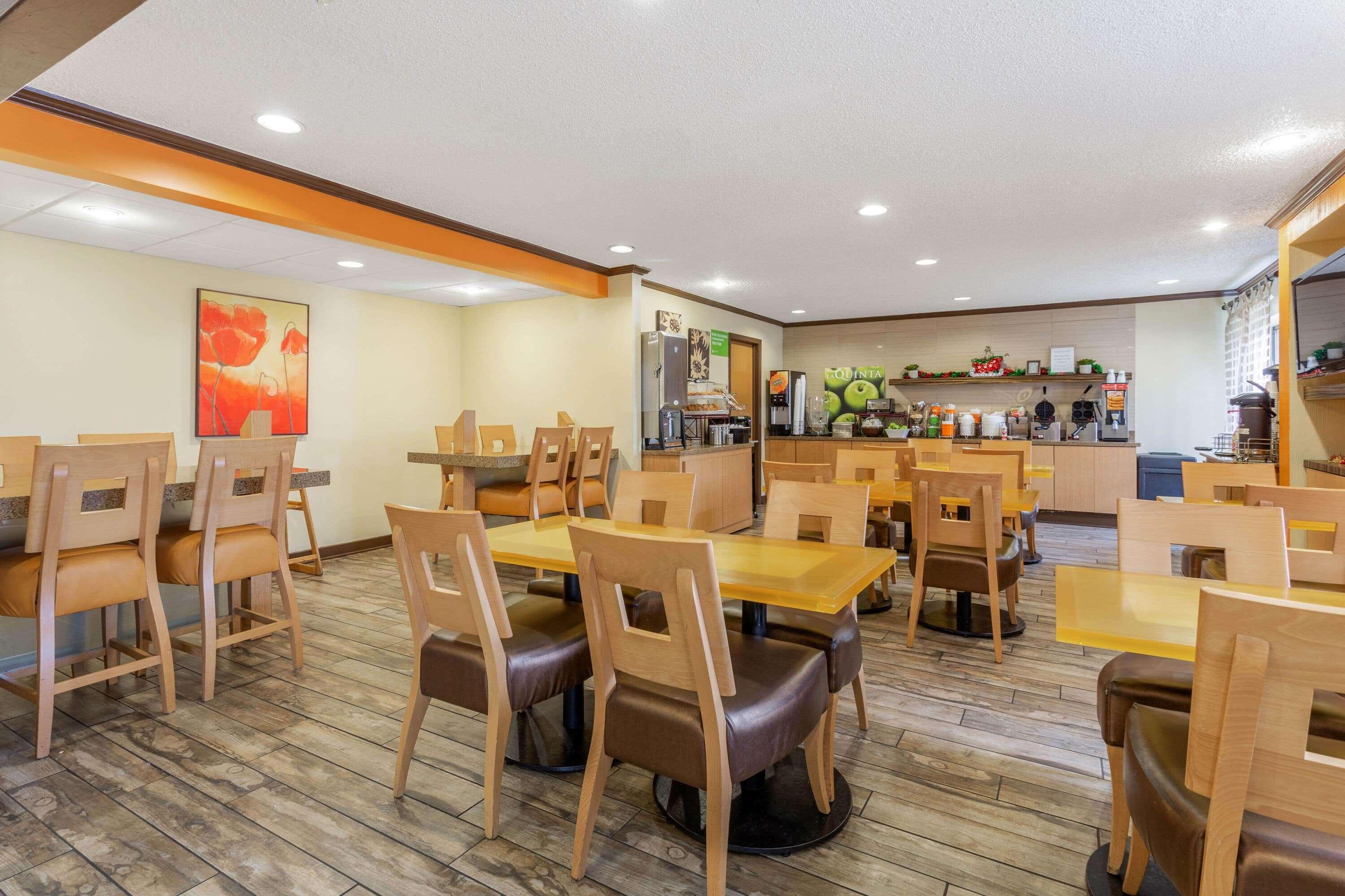 Hotel La Quinta By Wyndham Chicago Tinley Park Exterior foto